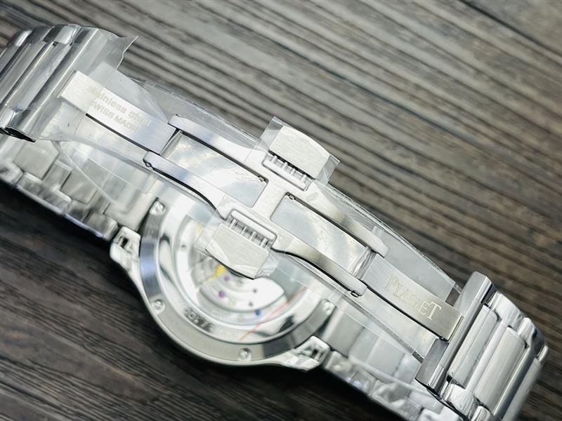 202457162156900 1400